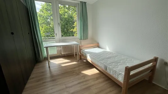 Rooms in Berlin Tempelhof-Schöneberg - photo 1