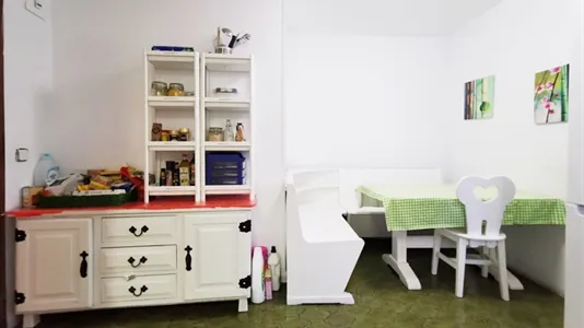 Rooms in Madrid Salamanca - photo 8