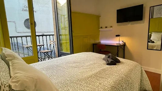 Rooms in Bilbao - photo 3