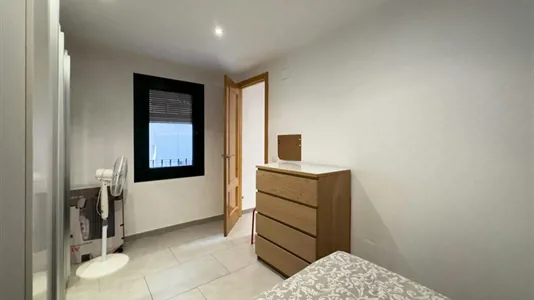 Apartments in Barcelona Ciutat Vella - photo 3
