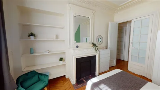 Rooms in Paris 17ème arrondissement - photo 3