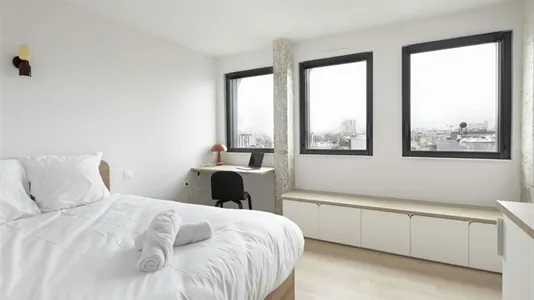 Rooms in Paris 15ème arrondissement - photo 8