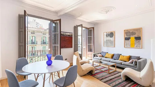 Apartments in Barcelona Eixample - photo 1