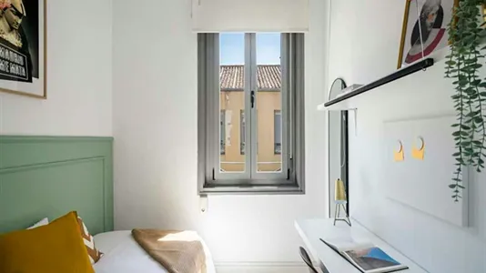 Rooms in Madrid Centro - photo 8