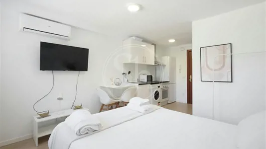 Apartments in Madrid Ciudad Lineal - photo 2