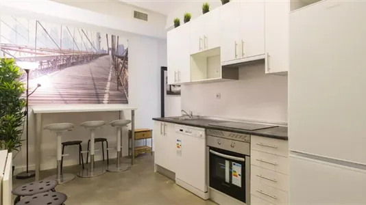 Rooms in Madrid Salamanca - photo 5