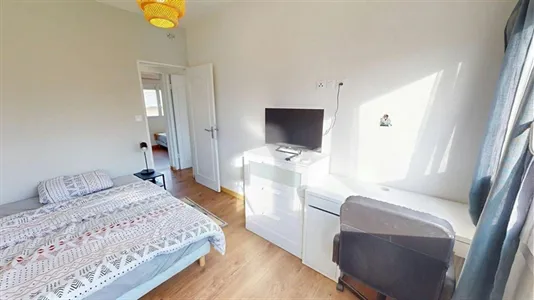 Rooms in Toulouse - photo 3