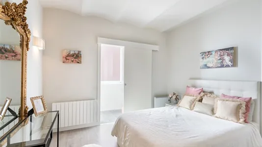 Apartments in Barcelona Eixample - photo 10