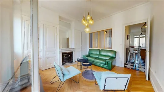 Apartments in Lyon - photo 2