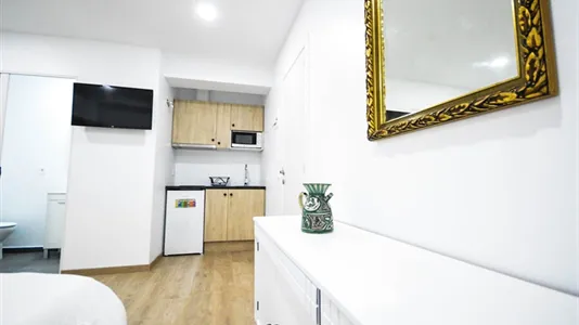 Apartments in Valencia Extramurs - photo 9