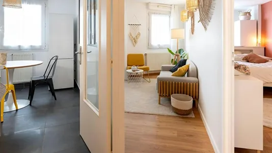 Rooms in Lyon - photo 10