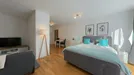Apartment for rent, Lausanne, Waadt (Kantone), &lt;span class=&quot;blurred street&quot; onclick=&quot;ProcessAdRequest(11970620)&quot;&gt;&lt;span class=&quot;hint&quot;&gt;See streetname&lt;/span&gt;[xxxxxxxxxxxxx]&lt;/span&gt;