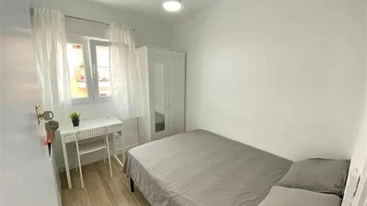 Rooms in Madrid Puente de Vallecas - photo 8