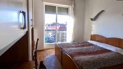 Room for rent in Milano Zona 5 - Vigentino, Chiaravalle, Gratosoglio, Milan