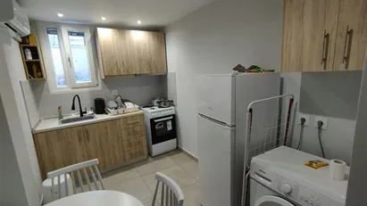 Room for rent in Neapoli-Sykies, Central Macedonia