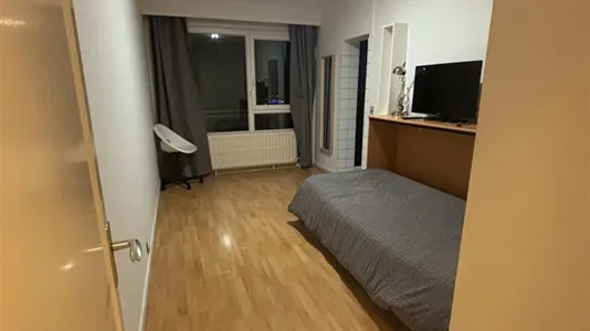Rooms in Brussels Sint-Jans-Molenbeek - photo 1