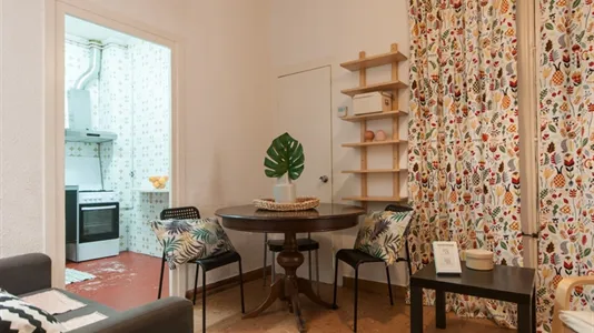 Rooms in Barcelona Ciutat Vella - photo 8