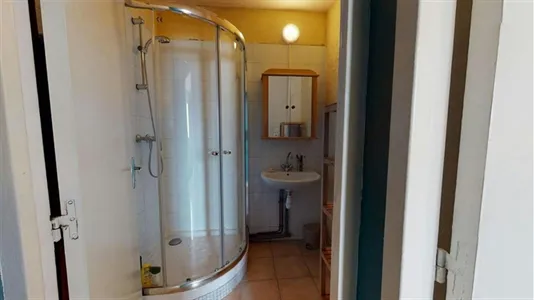 Rooms in Lyon - photo 10