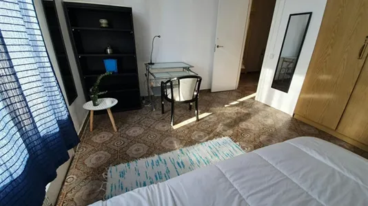 Rooms in Barcelona Ciutat Vella - photo 6