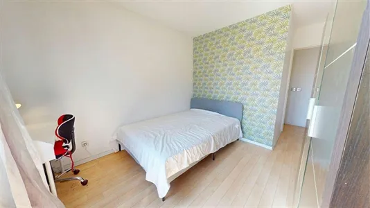 Rooms in Lyon - photo 3