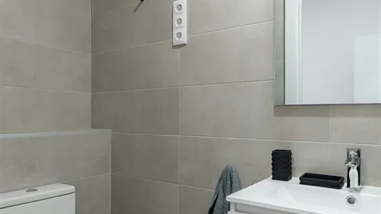 Rooms in Barcelona Sarrià-St. Gervasi - photo 9