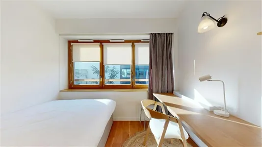 Rooms in Paris 17ème arrondissement - photo 2