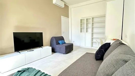 Apartments in Milano Zona 5 - Vigentino, Chiaravalle, Gratosoglio - photo 2