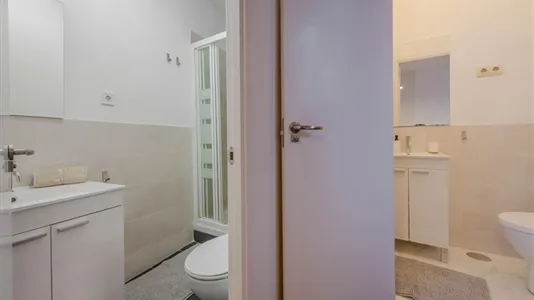 Rooms in Madrid Centro - photo 7