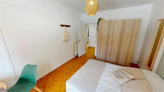 Rooms in Paris 17ème arrondissement - photo 2