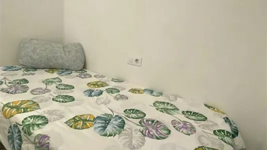 Rooms in Valencia Ciutat Vella - photo 8