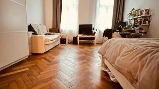 Apartments in Vienna Brigittenau - photo 1