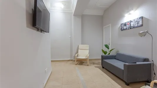 Rooms in Valencia Extramurs - photo 5