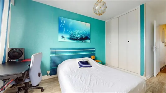 Rooms in Saint-Julien-en-Genevois - photo 5