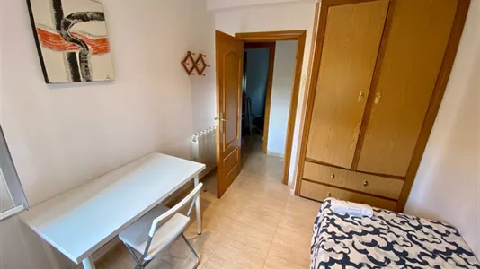 Rooms in Madrid Carabanchel - photo 4
