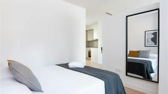 Rooms in Madrid Ciudad Lineal - photo 5