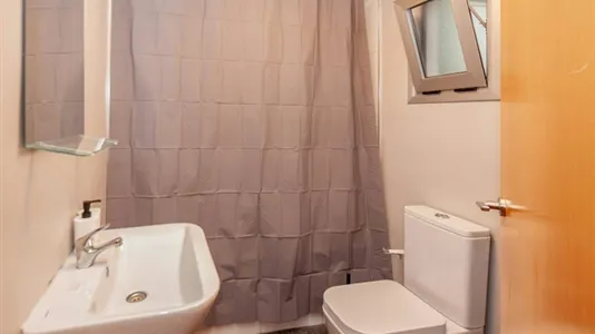 Rooms in Valencia Algirós - photo 10