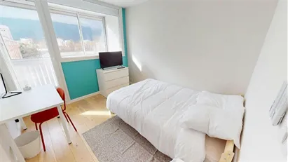 Room for rent in Grenoble, Auvergne-Rhône-Alpes