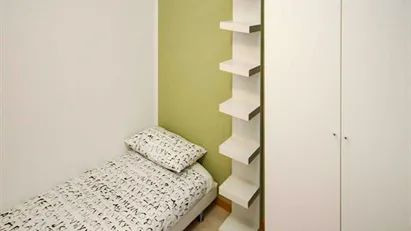 Room for rent in Milano Zona 1 - Centro storico, Milan