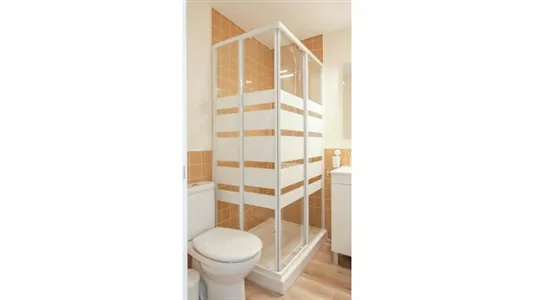 Rooms in Madrid Tetuán - photo 5