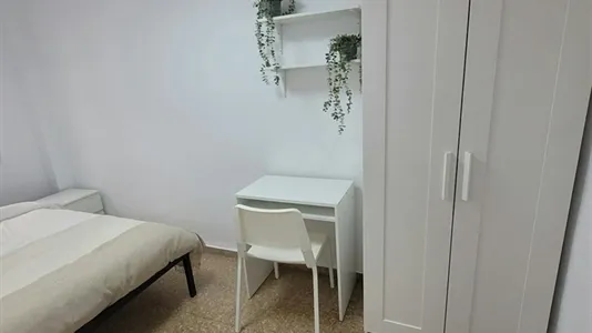 Rooms in Godelleta - photo 5