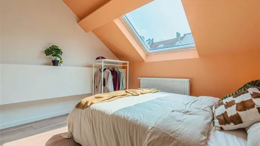 Rooms in Brussels Sint-Joost-ten-Node - photo 2