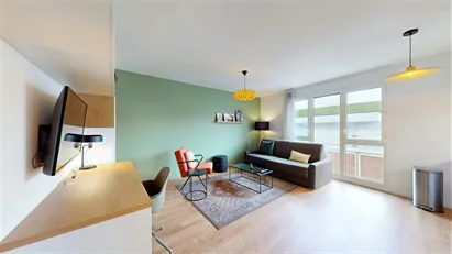 Apartment for rent in L'Haÿ-les-Roses, Île-de-France