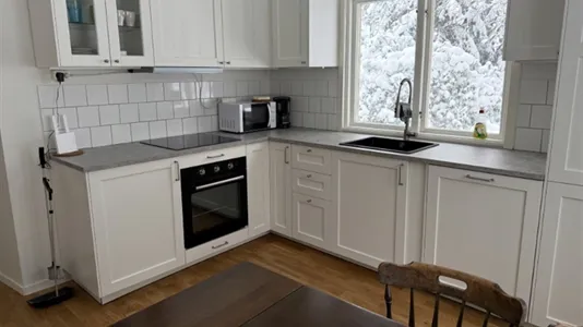 Houses in Botkyrka - photo 2