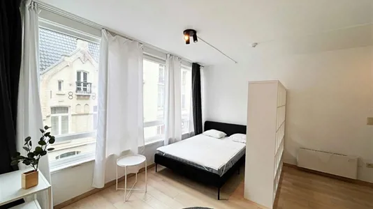 Apartments in Brussels Sint-Gillis - photo 1