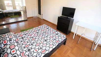 Room for rent in Milano Zona 2 - Stazione Centrale, Gorla, Turro, Greco, Crescenzago, Milan