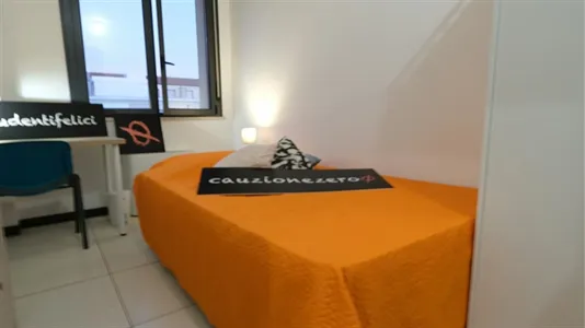 Rooms in Sassari - photo 3
