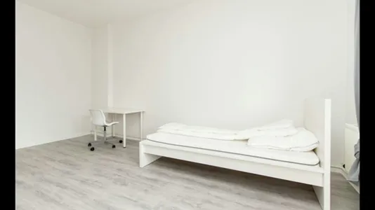Rooms in Berlin Neukölln - photo 3