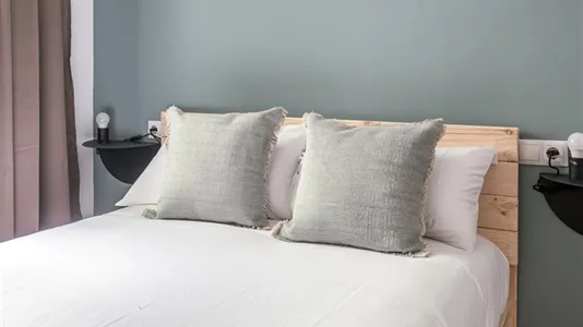 Rooms in Barcelona Gràcia - photo 4