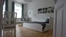 Apartment for rent, Berlin, &lt;span class=&quot;blurred street&quot; onclick=&quot;ProcessAdRequest(7709891)&quot;&gt;&lt;span class=&quot;hint&quot;&gt;See streetname&lt;/span&gt;[xxxxxxxxxxxxx]&lt;/span&gt;
