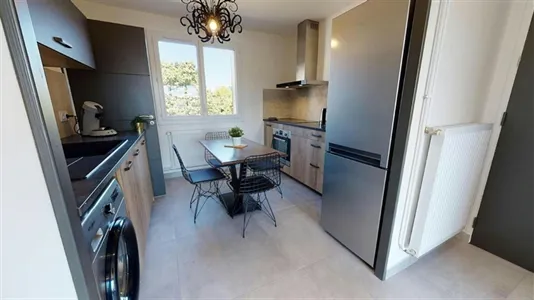 Rooms in Lyon - photo 8